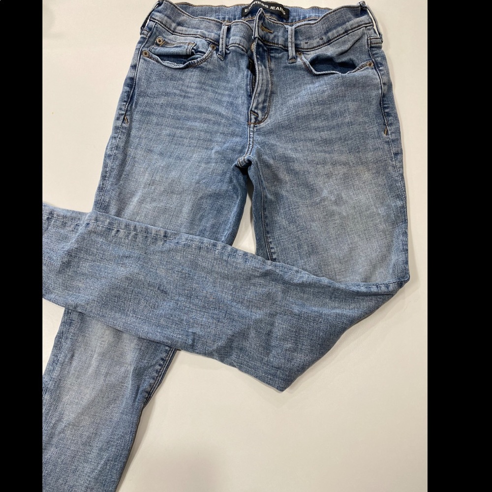 Express Jeans.
